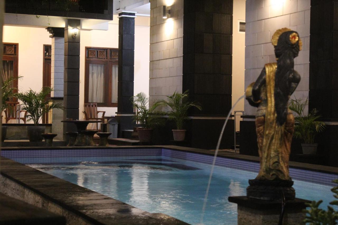 New Asta Graha Guesthouse جيمباران المظهر الخارجي الصورة