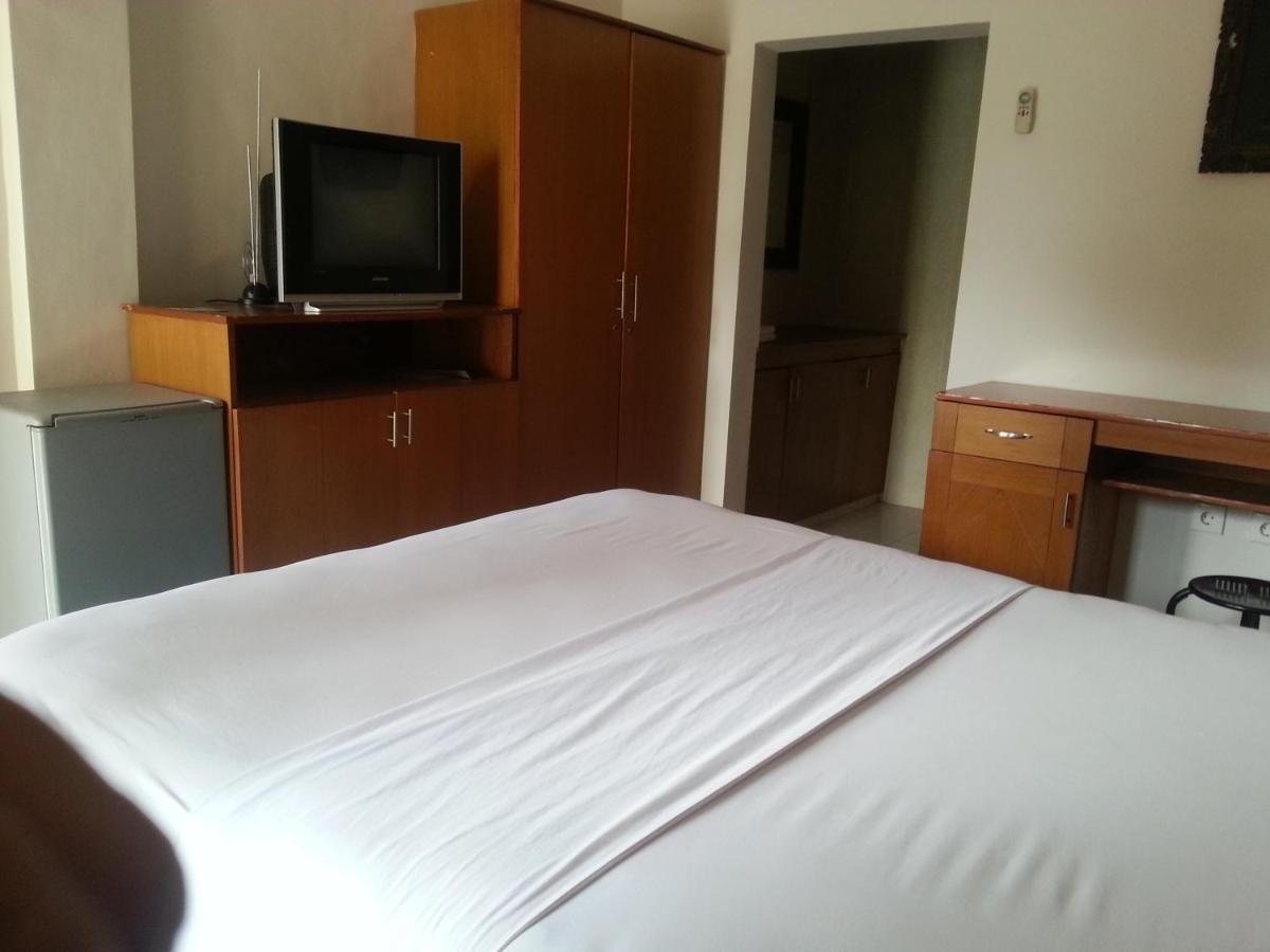 New Asta Graha Guesthouse جيمباران المظهر الخارجي الصورة